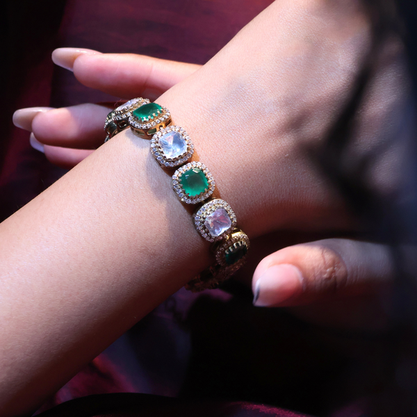 Product image [111-3.png] [erp-media:doi-15982-61583acc92a647ea]