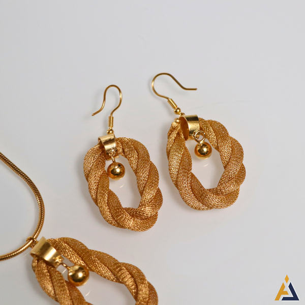 Product image [384.png] [erp-media:doi-13516-f7cf9a57ab3a18a2]