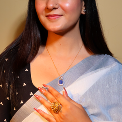 PENDENT SET