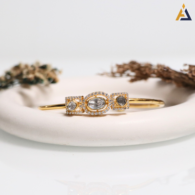 Ladies Bracelete