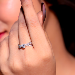 LADIES RINGS