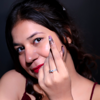 LADIES RINGS