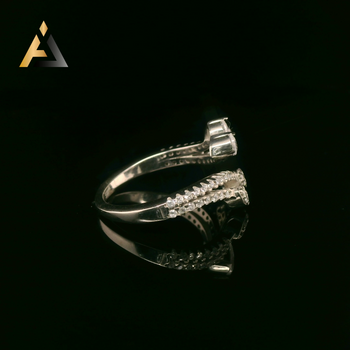 LADIES RINGS