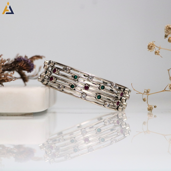 LADIES BRACELETE