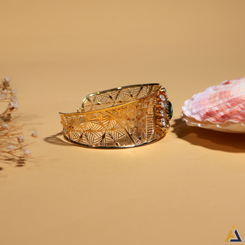 LADIES BRACELETE