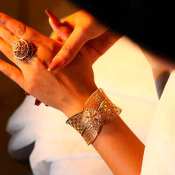 LADIES BRACELETE