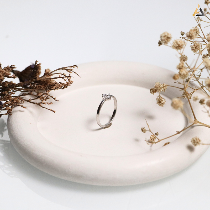 LADIES RINGS