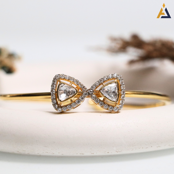 LADIES BRACELETE