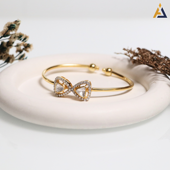 LADIES BRACELETE