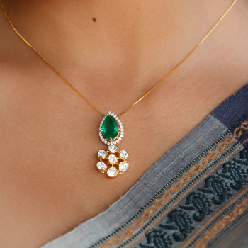 PENDENT SET