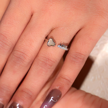 LADIES RINGS