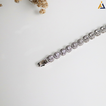 LADIES BRACELETE