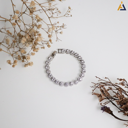 LADIES BRACELETE