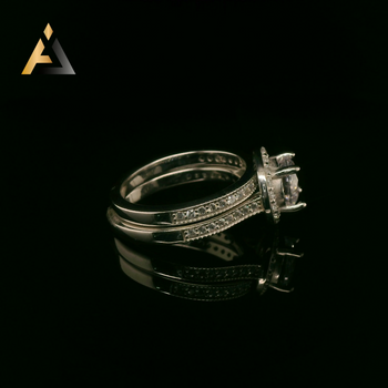 LADIES RINGS