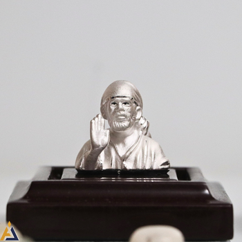 SILVER IDOLS