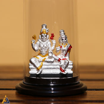 SILVER IDOLS