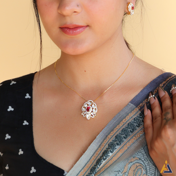 PENDENT SET