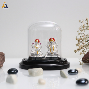 SILVER IDOLS