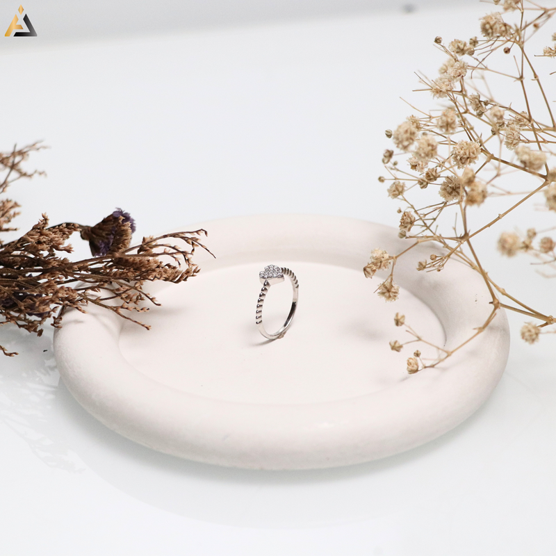 LADIES RINGS