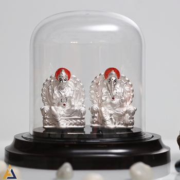 SILVER IDOLS