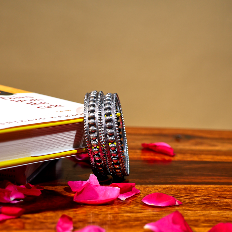 BANGLES