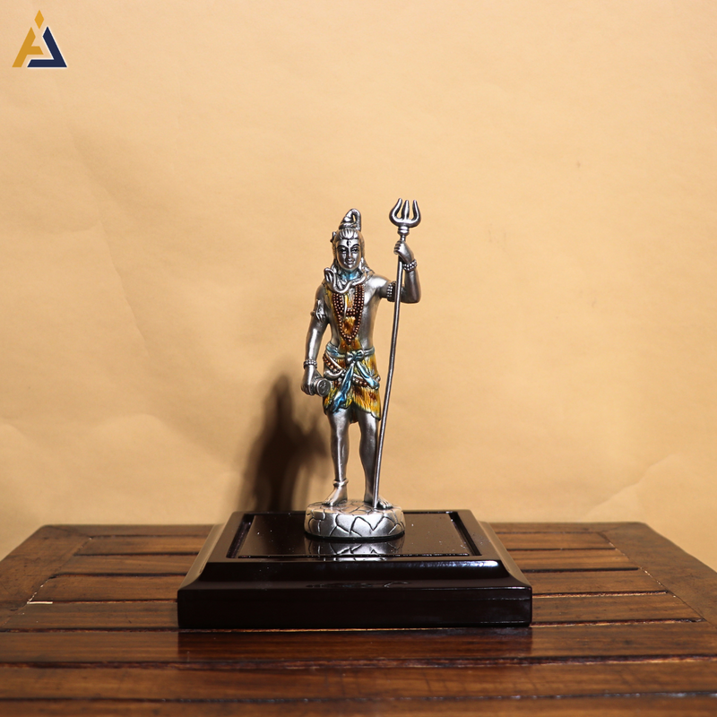 SILVER IDOLS