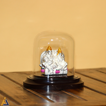 SILVER IDOLS