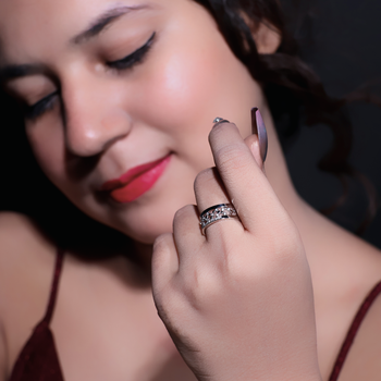 LADIES RINGS
