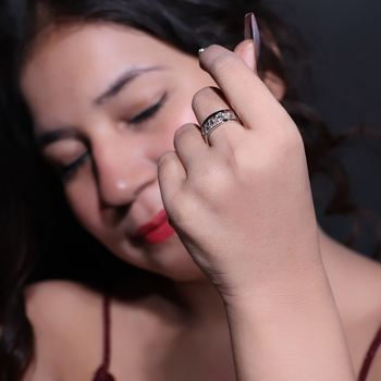 LADIES RINGS