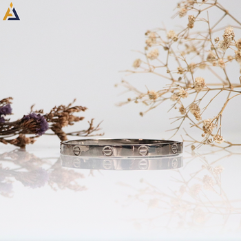 LADIES BRACELETE