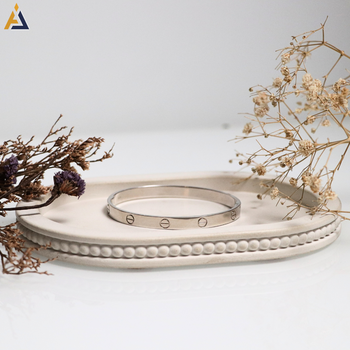 LADIES BRACELETE