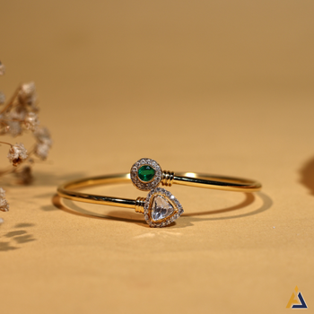 LADIES BRACELETE