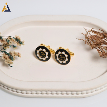 CUFFLINKS