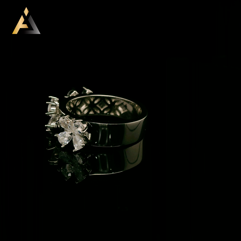 LADIES RINGS