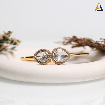 LADIES BRACELETE