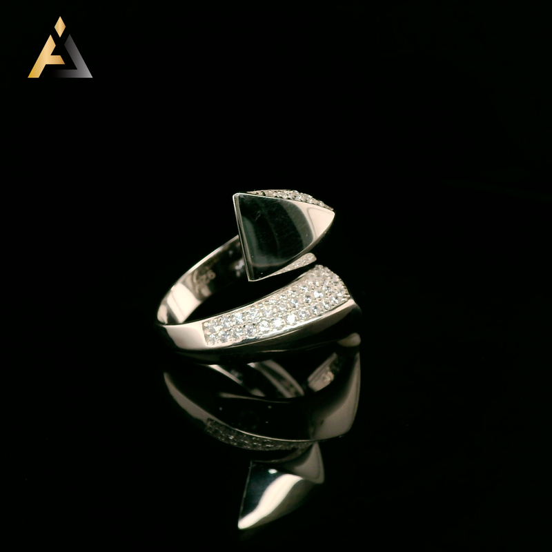 LADIES RINGS