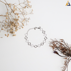 LADIES BRACELETE