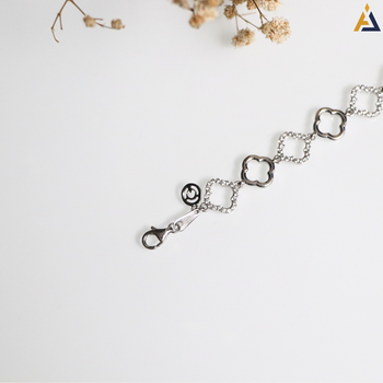 LADIES BRACELETE