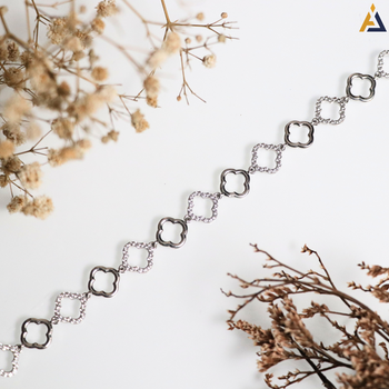 LADIES BRACELETE