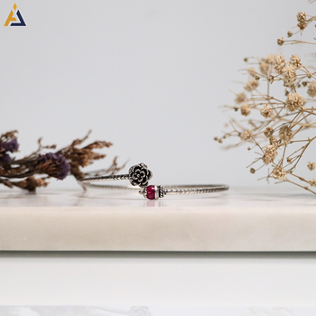 LADIES BRACELETE