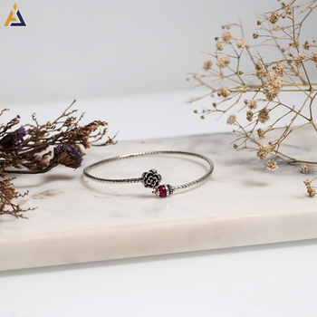 LADIES BRACELETE