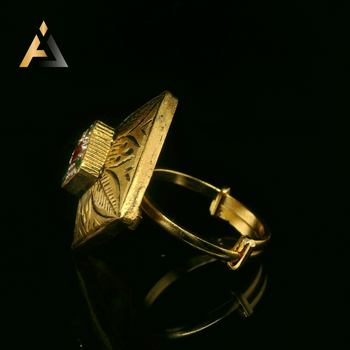 LADIES RINGS