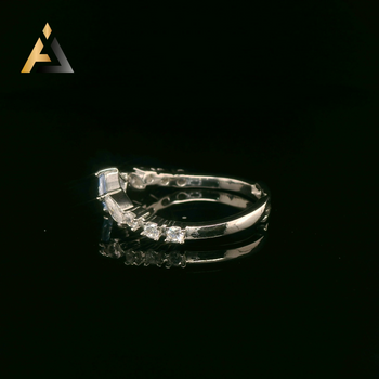 LADIES RINGS