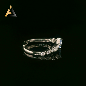LADIES RINGS
