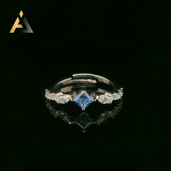 LADIES RINGS