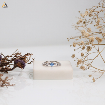 LADIES RINGS