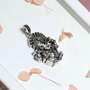 PENDENT