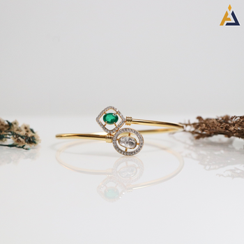 LADIES BRACELETE