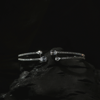 LADIES BRACELETE