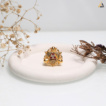 LADIES RINGS